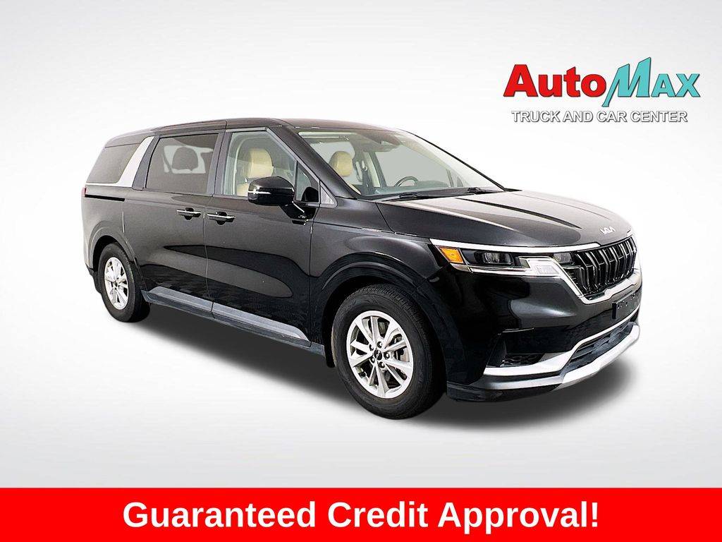 2023 Kia Carnival LXS — Minivan — 39,710 mi — Farmington, NM