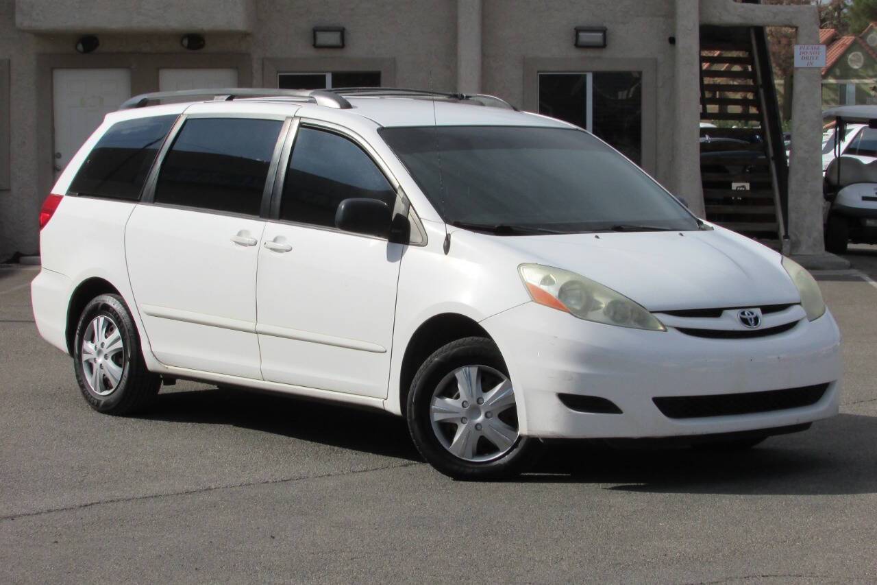2006 Toyota Sienna CE — Minivan — 142,163 mi — Las Vegas, NV