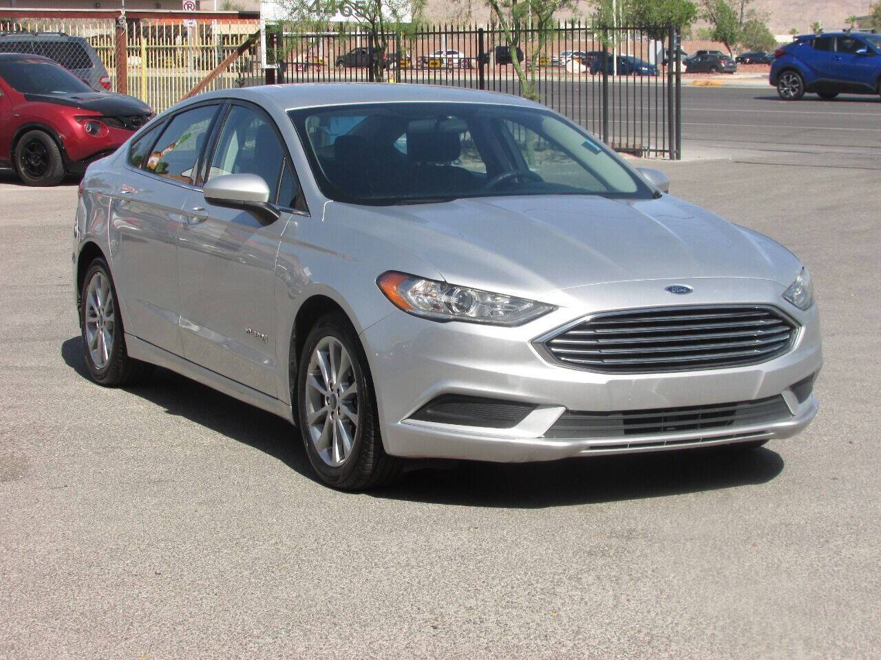 2017 Ford Fusion Hybrid SE — Sedan — 131,730 mi — Las Vegas, NV