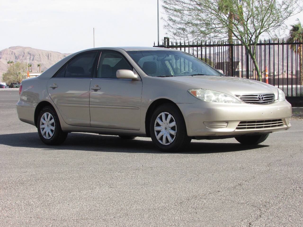 2005 Toyota Camry LE — Sedan — 194,720 mi — Las Vegas, NV