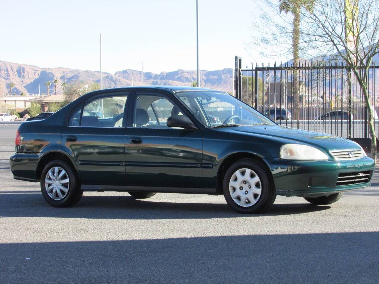 2000 Honda Civic VP — Sedan — 134,157 mi — Las Vegas, NV