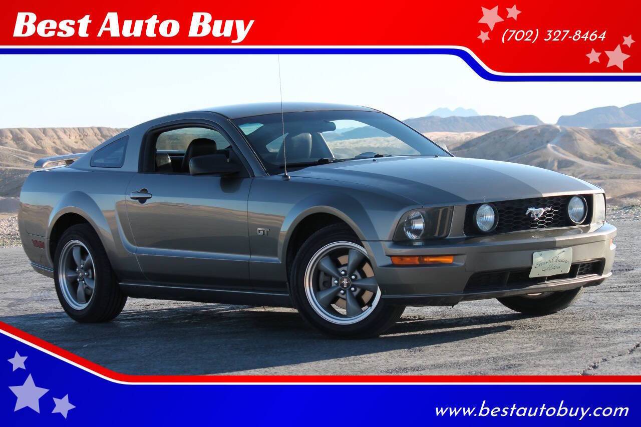 2005 Ford Mustang GT Premium
