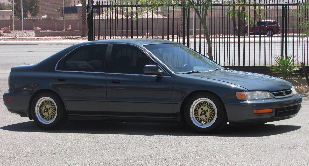 1997 Honda Accord LX — Sedan — 216,444 mi — Las Vegas, NV