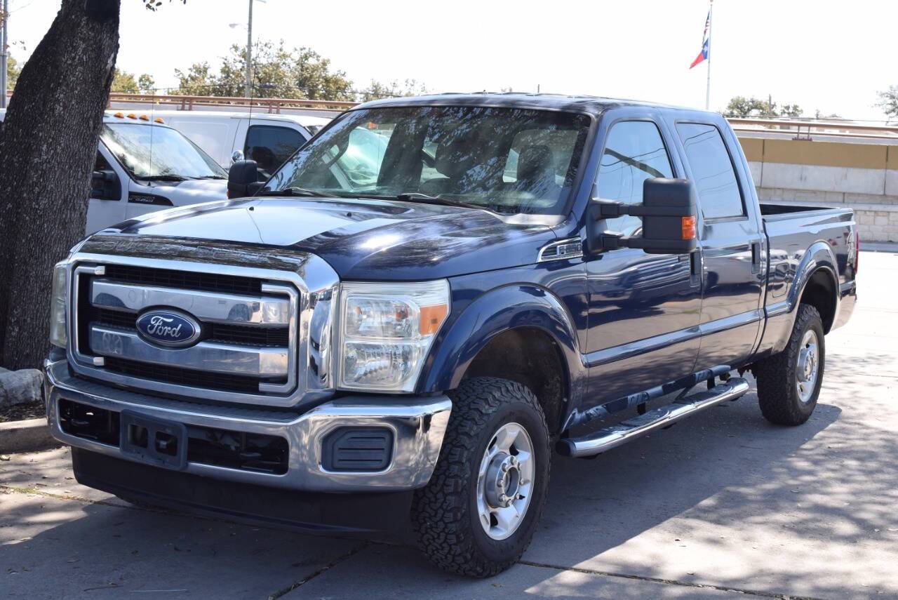 2011 Ford Super Duty F-250 XLT — Pickup Truck — 32,328 mi — Round Rock, TX