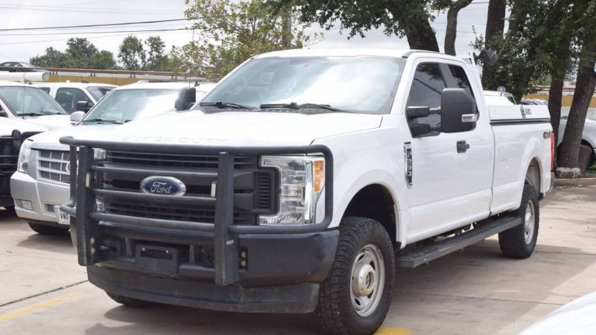 2017 Ford Super Duty F-250 XL — Pickup Truck — 171,787 mi — Round Rock, TX
