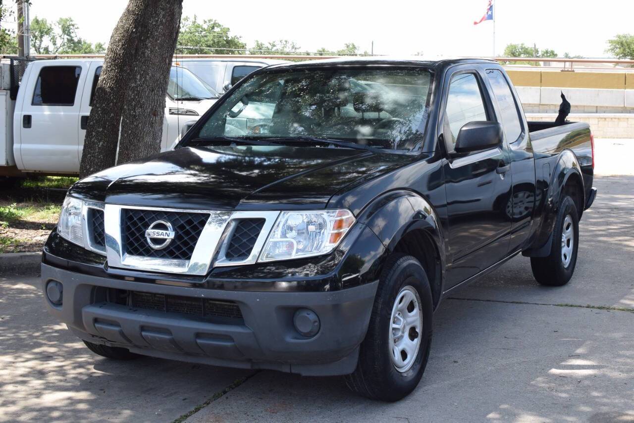 2017 Nissan Frontier SV — Pickup Truck — 104,299 mi — Round Rock, TX