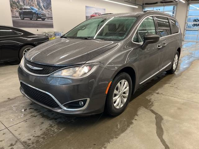 2017 Chrysler Pacifica Touring L — Minivan — 85,045 mi — FORT GRATIOT, MI