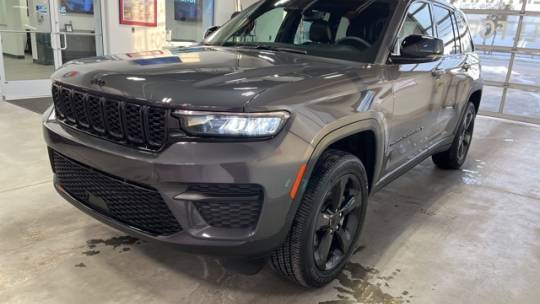 2023 Jeep Grand Cherokee Altitude — SUV — 21,279 mi — FORT GRATIOT, MI