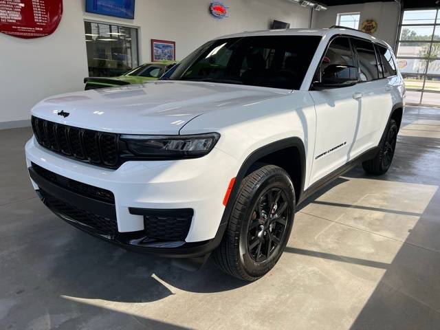 2024 Jeep Grand Cherokee Altitude — SUV — 13,448 mi — FORT GRATIOT, MI