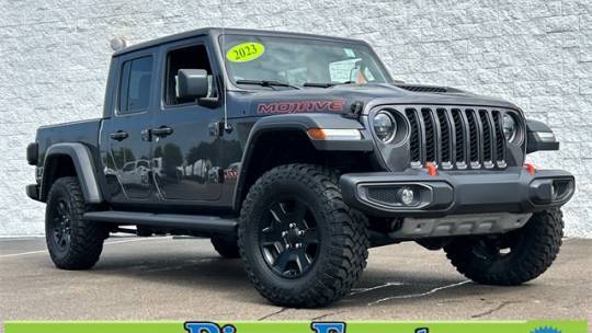 2023 Jeep Gladiator Mojave — Pickup Truck — 26,310 mi — North Aurora, IL