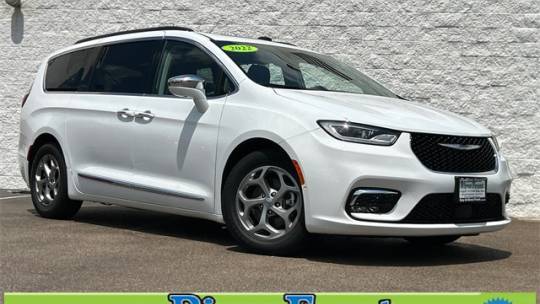 2022 Chrysler Pacifica Limited — Minivan — 65,903 mi — North Aurora, IL
