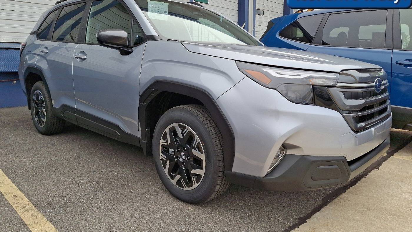 2025 Subaru Forester Premium — SUV — 3,783 mi — Easton, PA