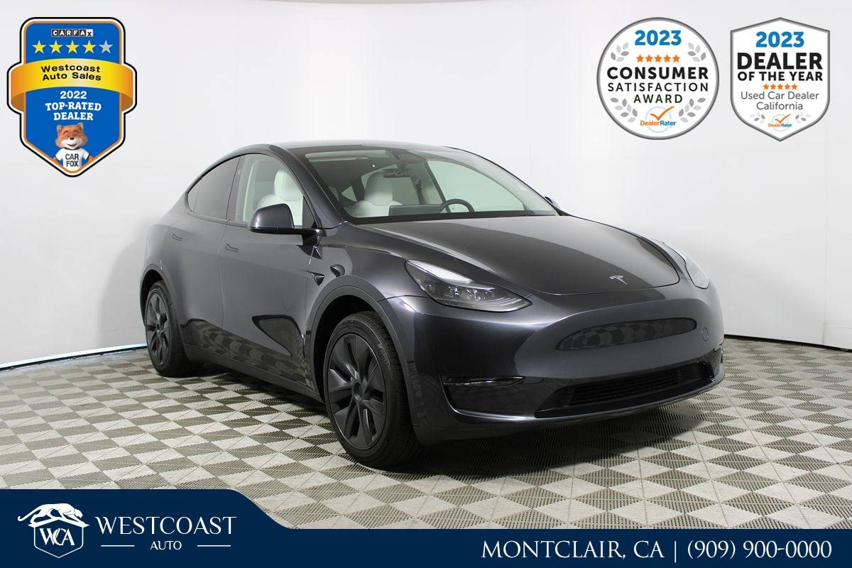 2025 Tesla Model Y Long Range — SUV — 3,380 mi — Montclair, CA