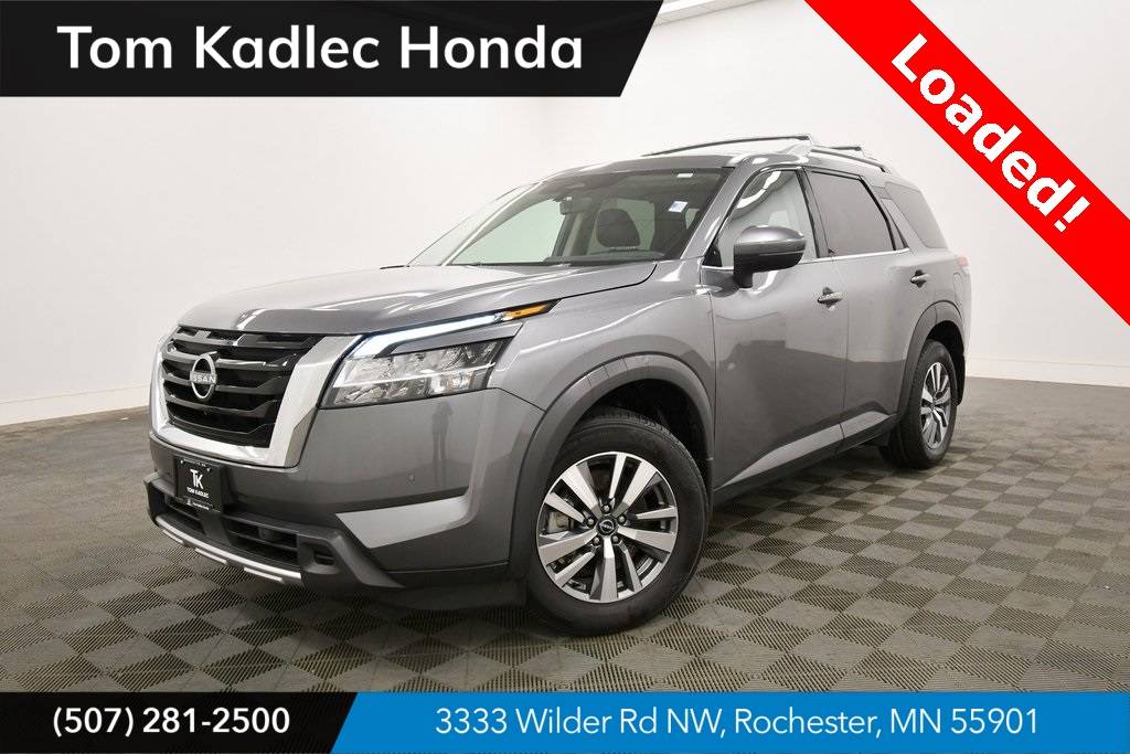 2023 Nissan Pathfinder SL — SUV — 19,543 mi — Rochester, MN