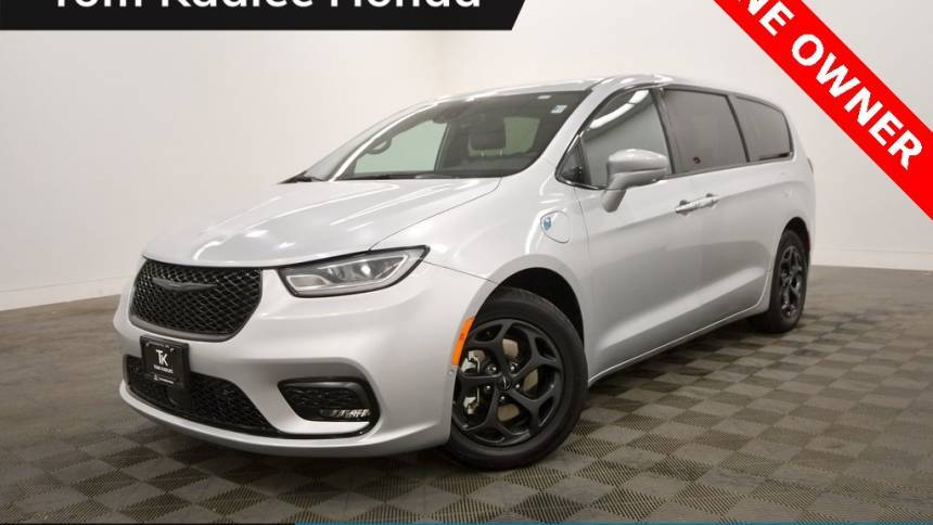 2022 Chrysler Pacifica Hybrid Limited — Minivan — 53,711 mi — Rochester, MN