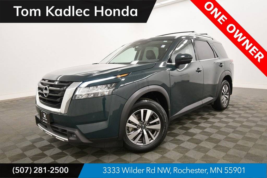 2023 Nissan Pathfinder SL — SUV — 18,177 mi — Rochester, MN