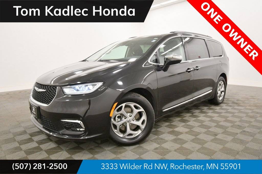 2023 Chrysler Pacifica Limited — Minivan — 53,807 mi — Rochester, MN