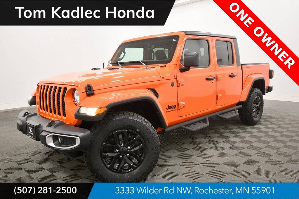 2023 Jeep Gladiator Sport S — Pickup Truck — 18,147 mi — Rochester, MN