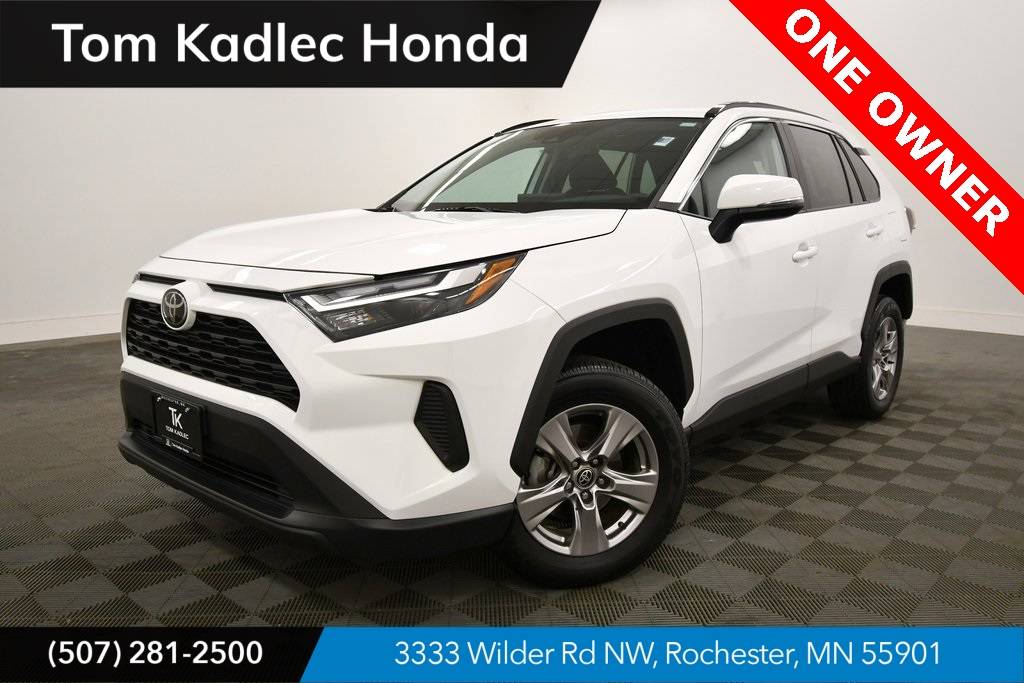 2022 Toyota RAV4 XLE — SUV — 28,102 mi — Rochester, MN