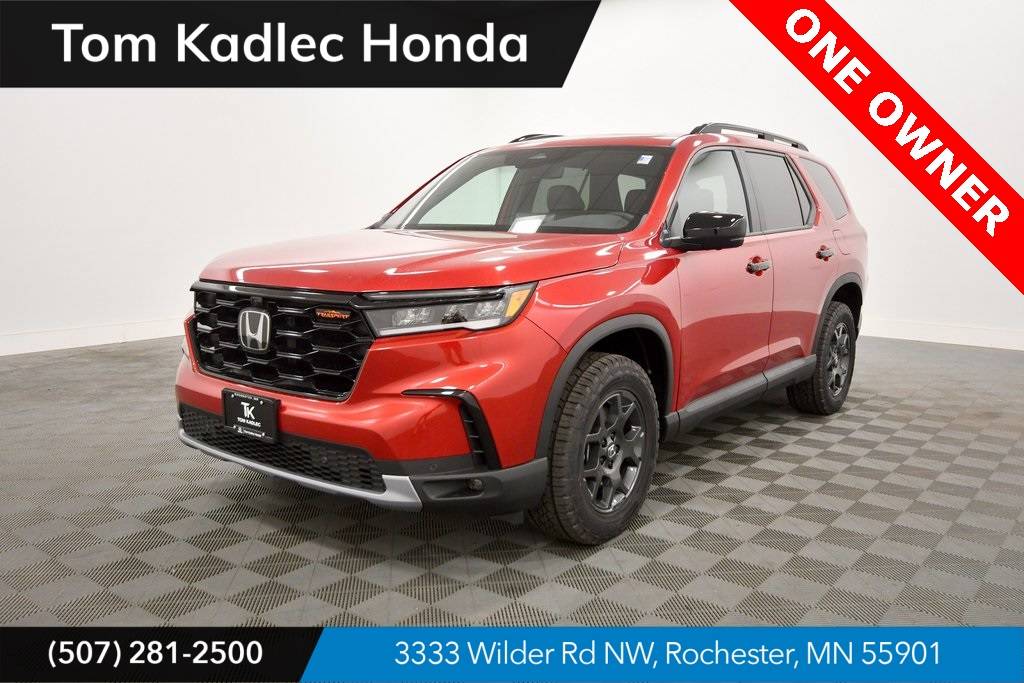 2025 Honda Pilot TrailSport — SUV — 13,193 mi — Rochester, MN