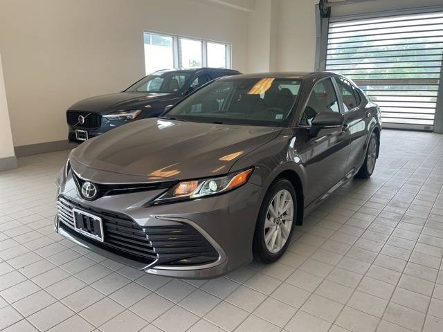 2022 Toyota Camry LE — Sedan — 24,740 mi — Wappingers Falls, NY