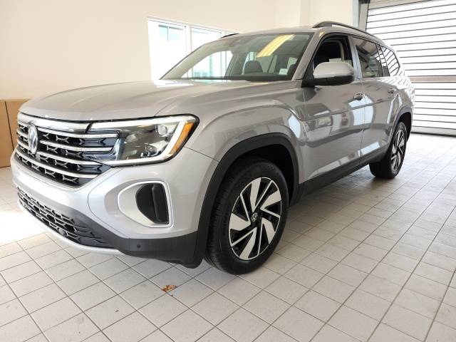 2024 Volkswagen Atlas SE with Technology — SUV — 17,407 mi — Wappingers Falls, NY