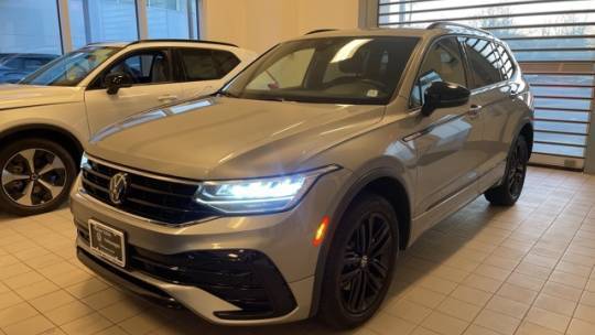 2022 Volkswagen Tiguan SE R-Line Black — SUV — 51,488 mi — Wappingers Falls, NY