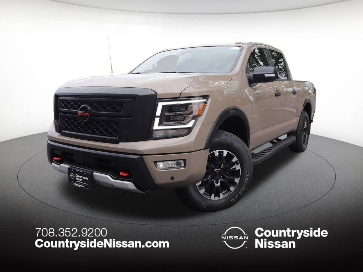 2021 Nissan Titan PRO-4X — Pickup Truck — 35,673 mi — Countryside, IL