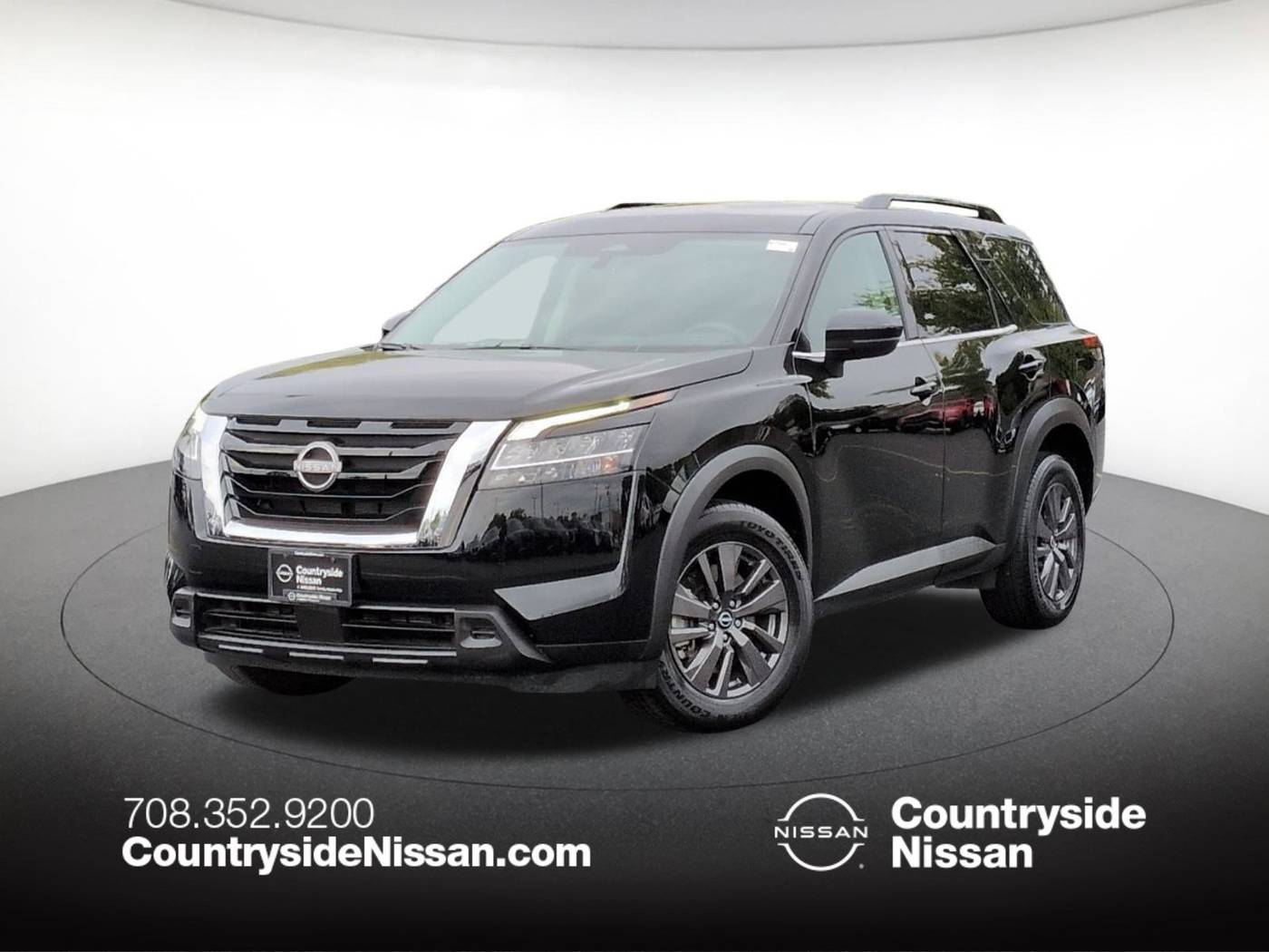 2022 Nissan Pathfinder SV — SUV — 21,856 mi — Countryside, IL
