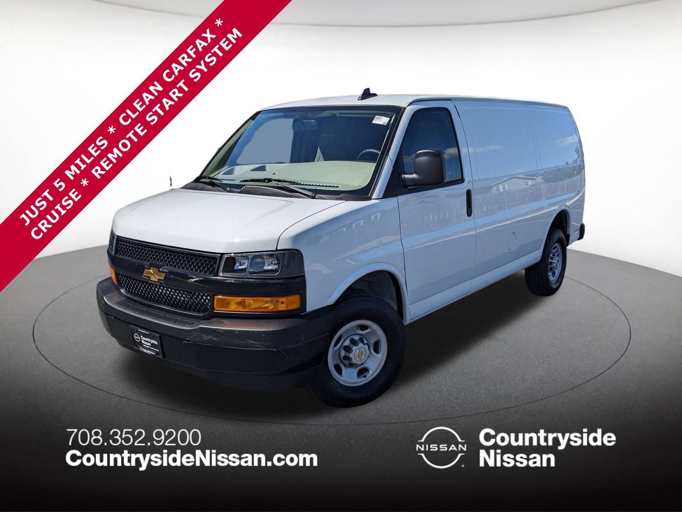 2024 Chevrolet Express Cargo Van Base — Cargo Van — 5 mi — Countryside, IL