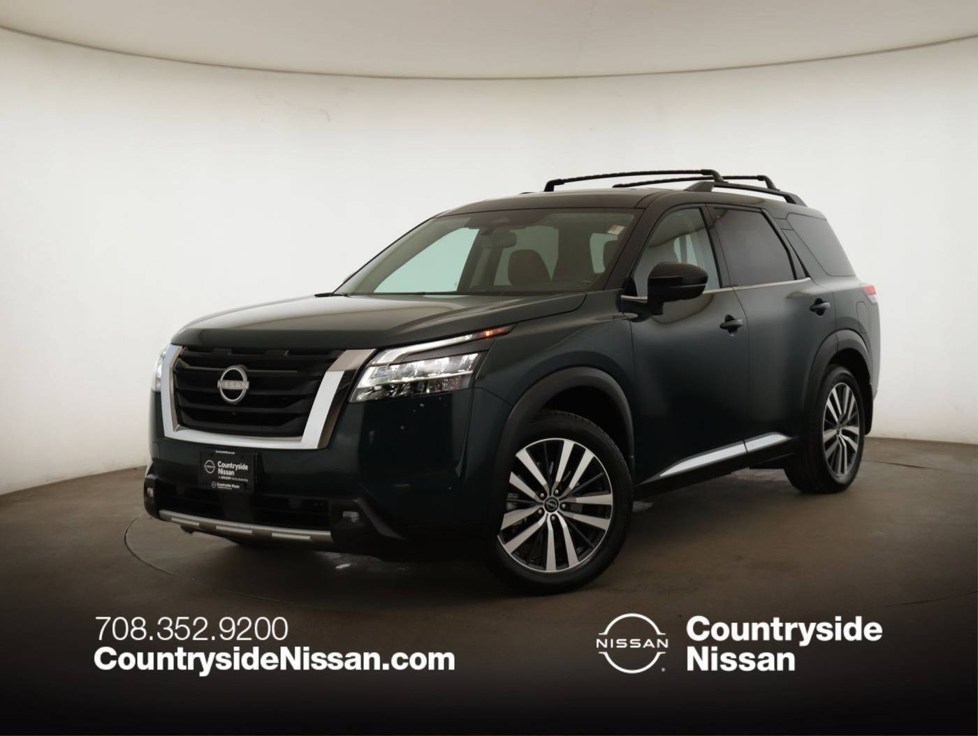 2022 Nissan Pathfinder Platinum — SUV — 53,241 mi — Countryside, IL