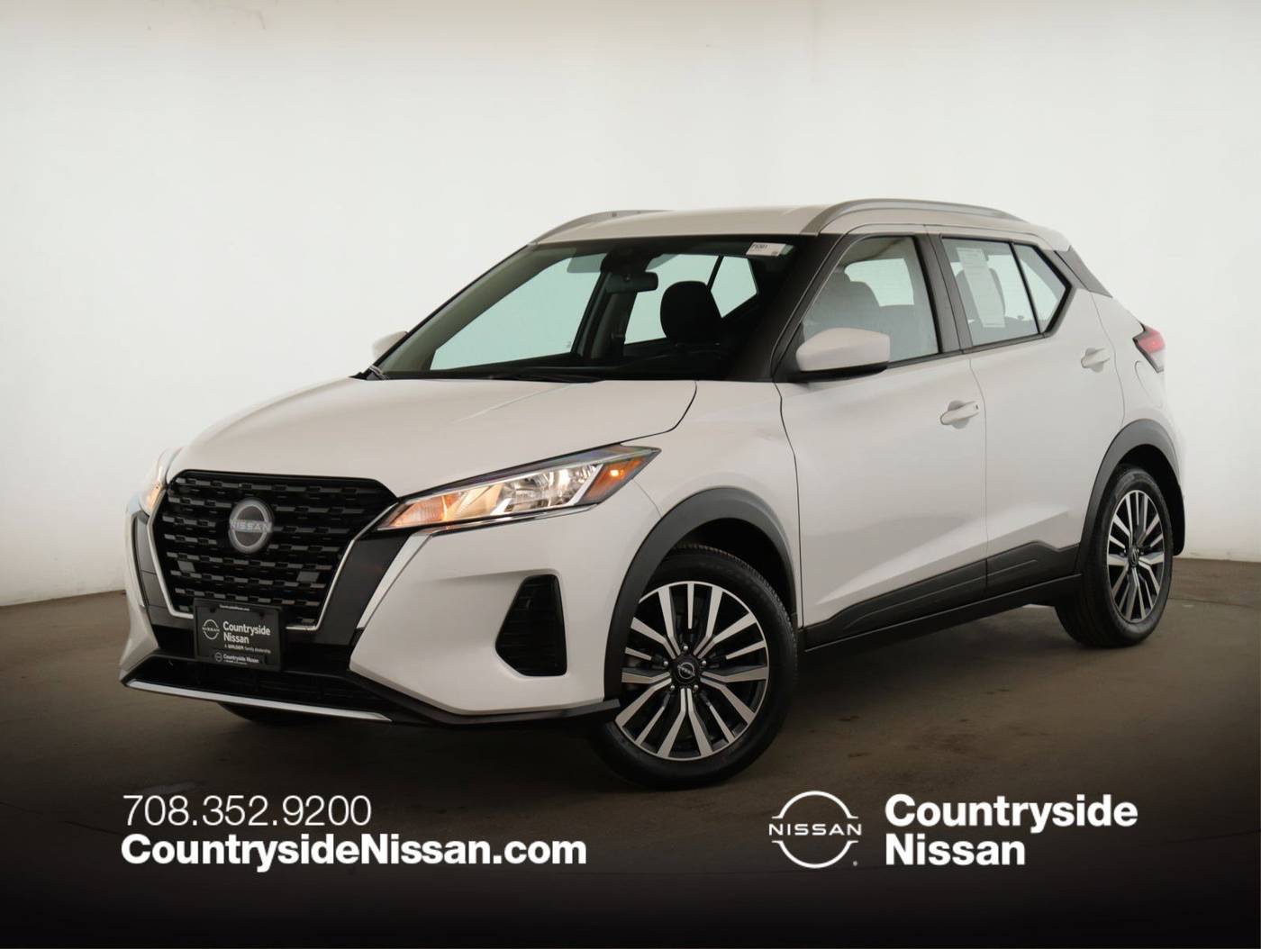 2022 Nissan Kicks SV — SUV — 6,761 mi — Countryside, IL