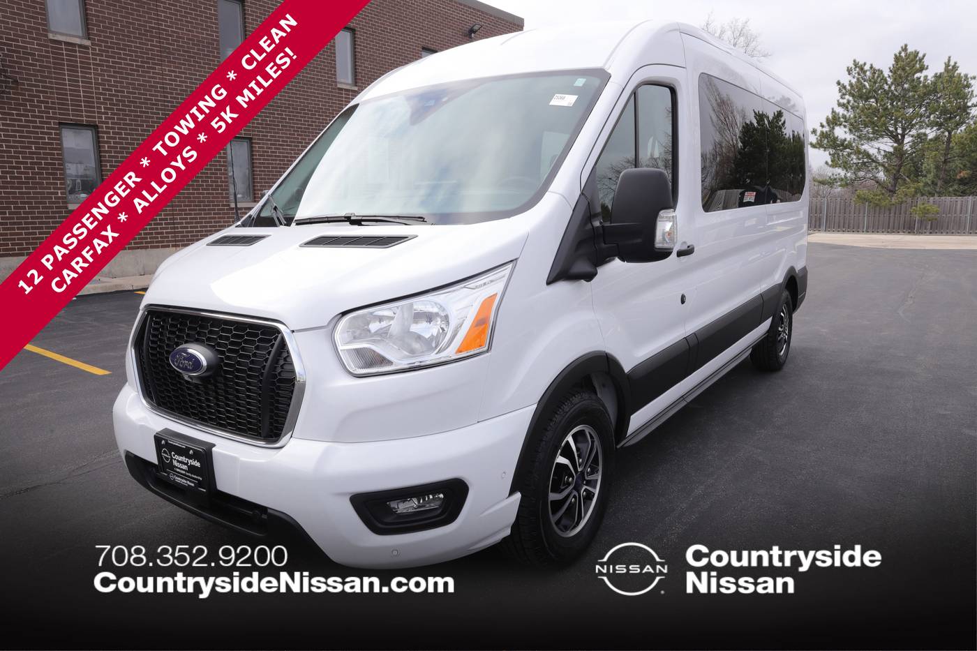 2022 Ford Transit Passenger Wagon T-350 XLT — Passenger Van — 4,939 mi — Countryside, IL