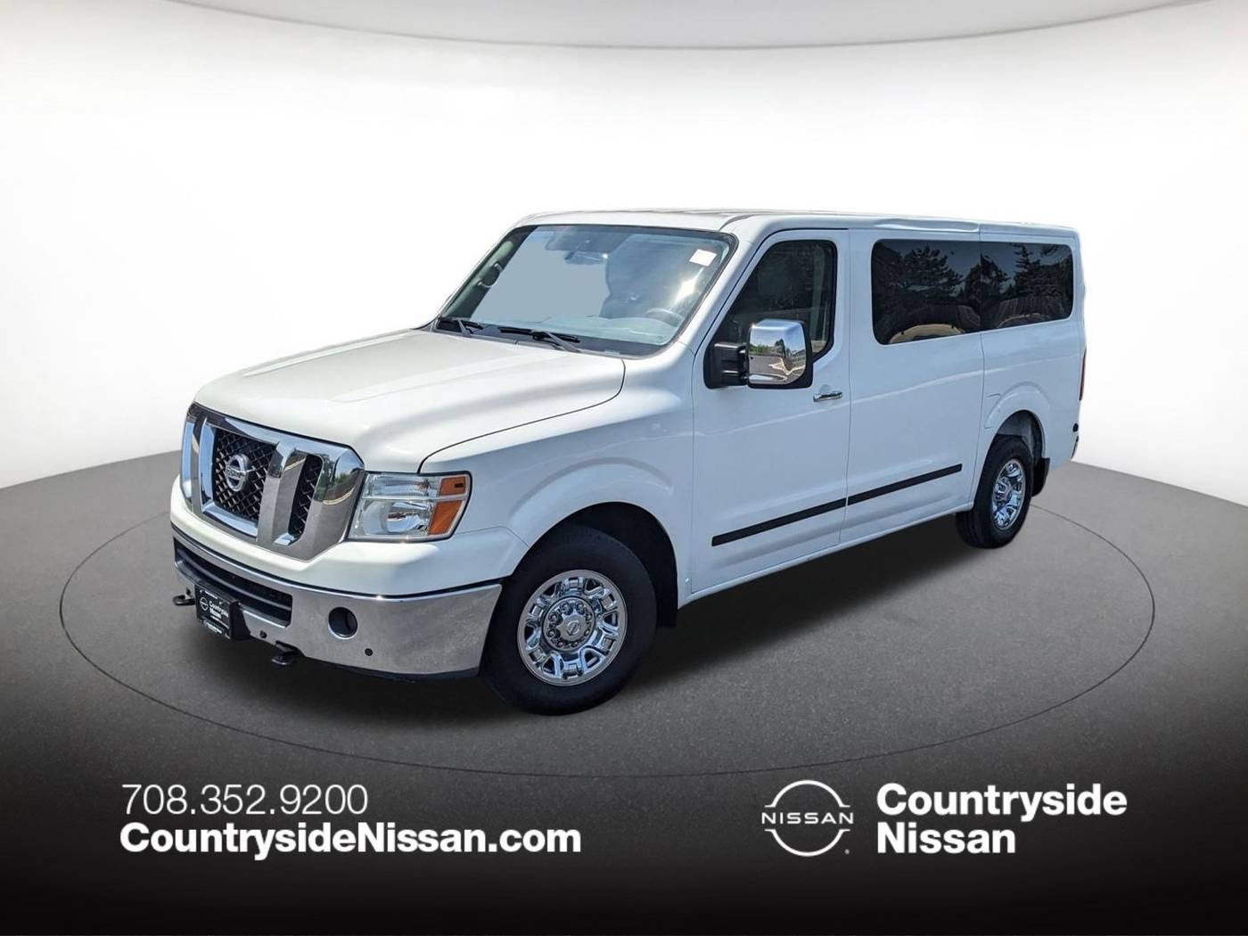 2019 Nissan NV Passenger NV3500 HD SL — Passenger Van — 56,776 mi — Countryside, IL