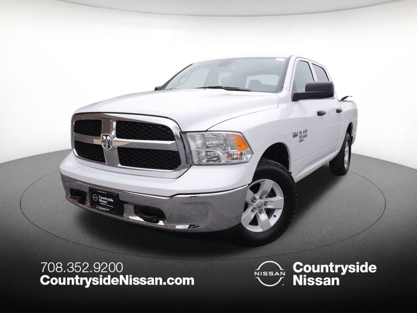 2023 Ram 1500 Classic SLT — Pickup Truck — 21,856 mi — Countryside, IL