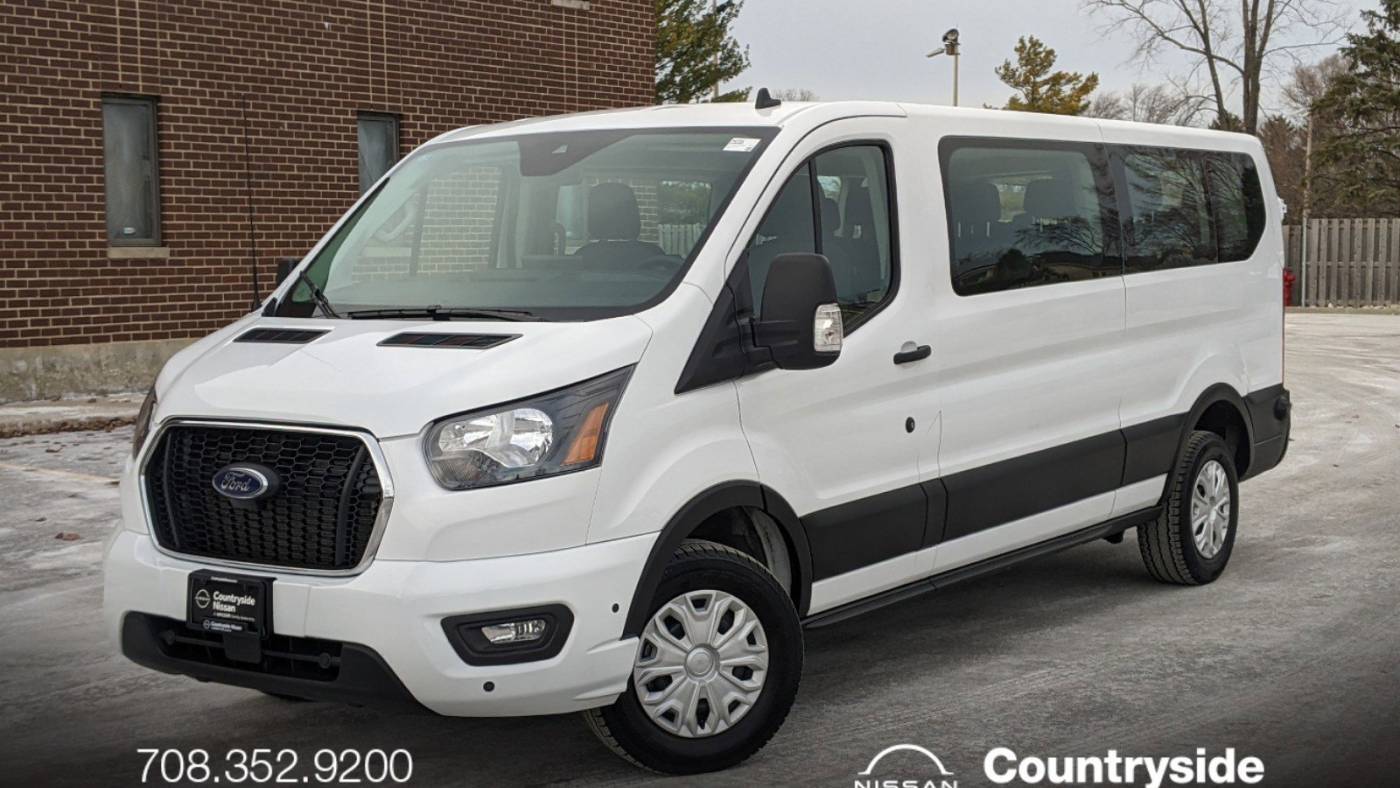 2024 Ford Transit Passenger Wagon T-350 XLT — Passenger Van — 22,115 mi — Countryside, IL