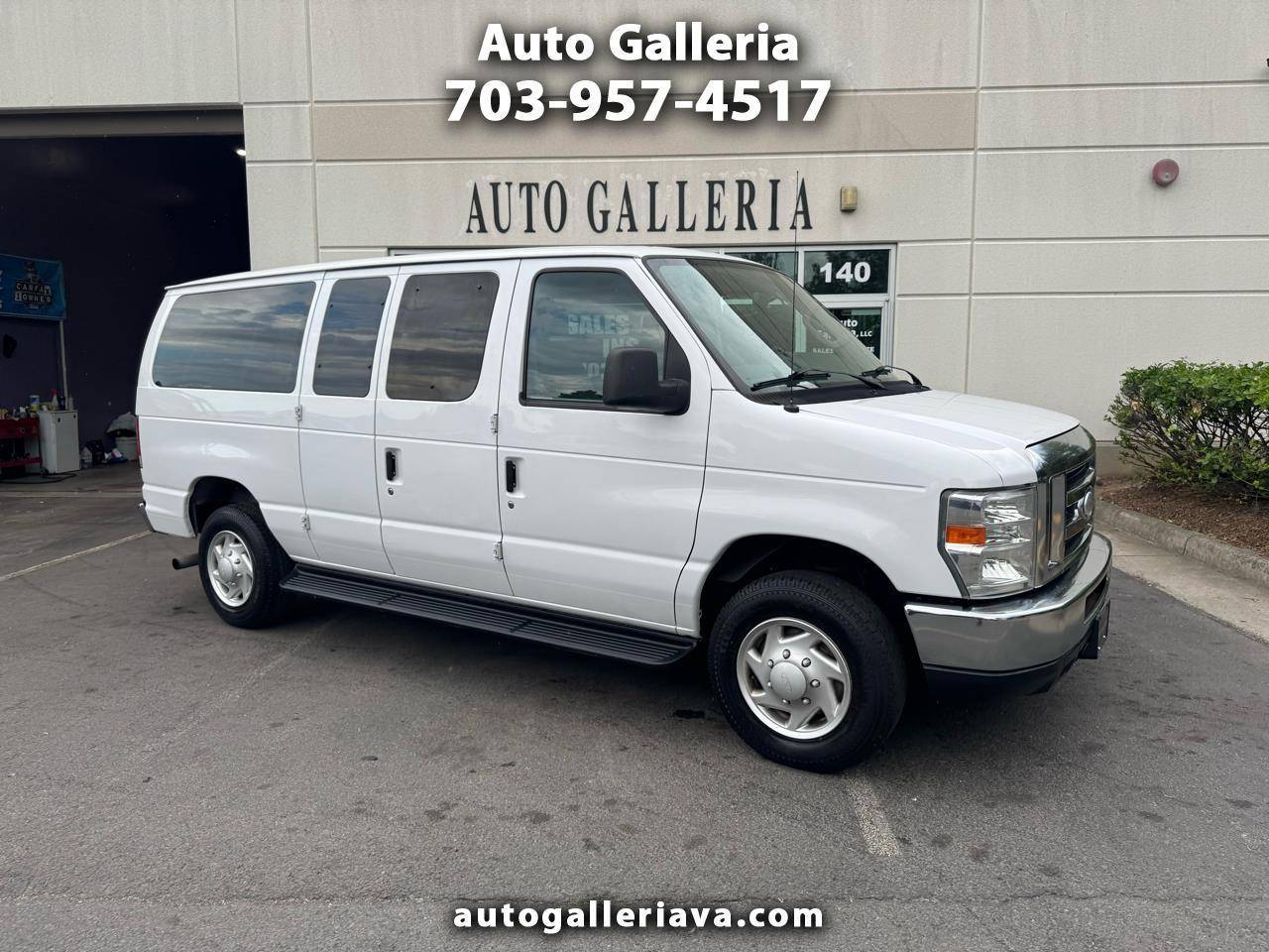 2014 Ford Econoline Wagon E-350 Super Duty XLT