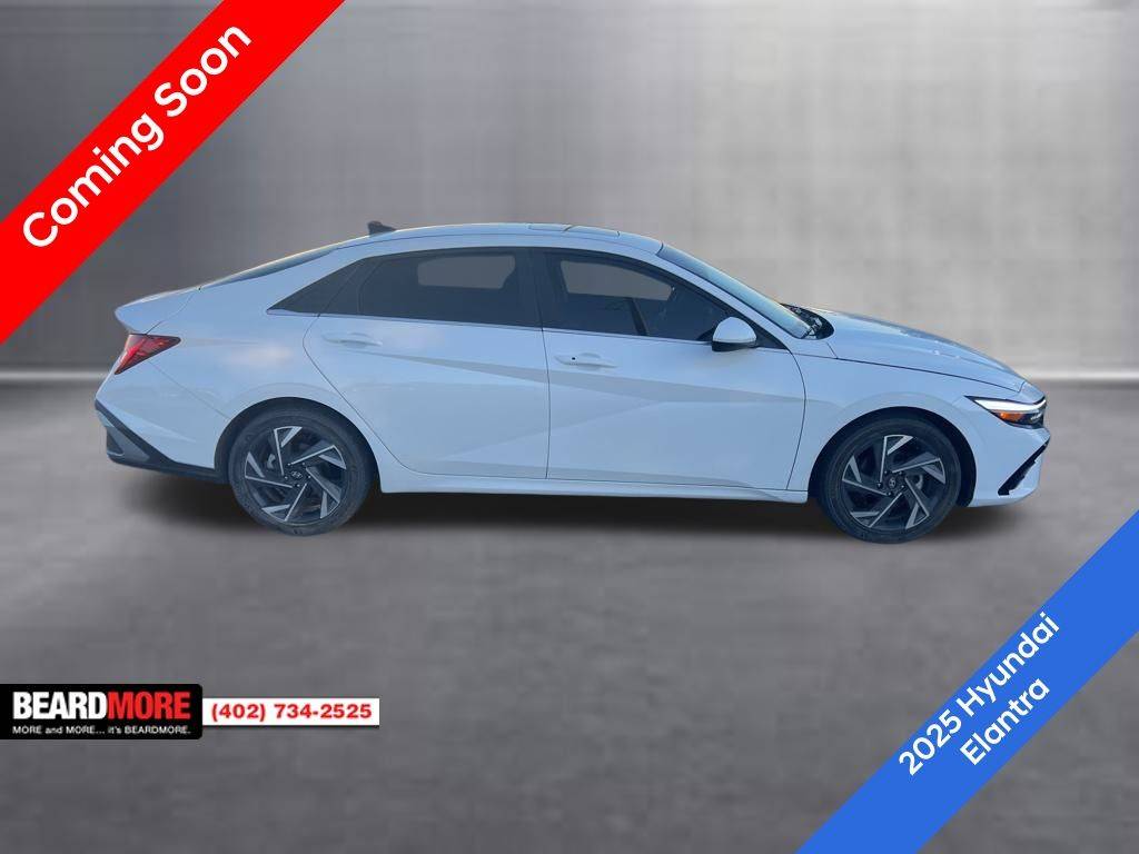 2025 Hyundai Elantra SEL Convenience — Sedan — 10,089 mi — Bellevue, NE