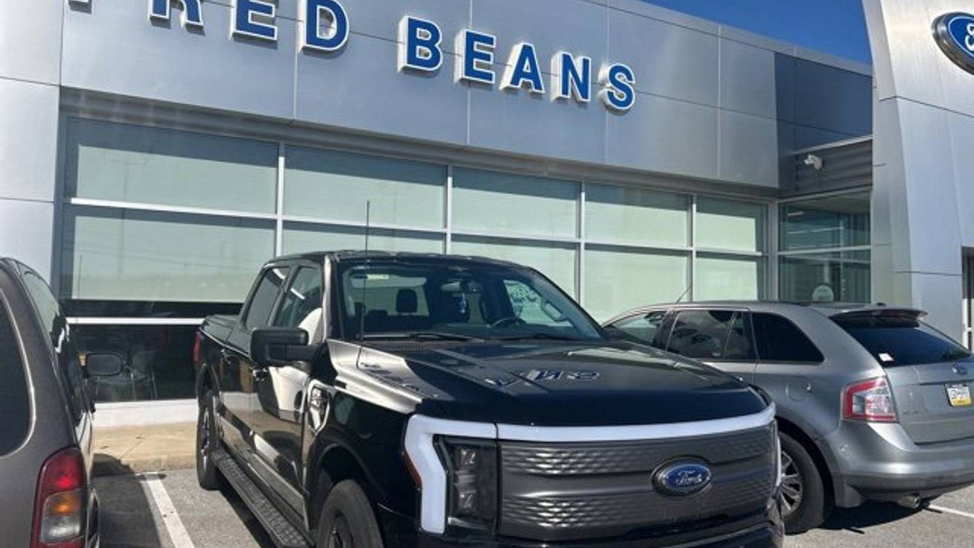 2023 Ford F-150 Lightning XLT — Pickup Truck — 8,676 mi — Exton, PA