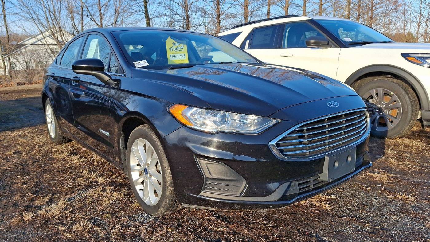 2019 Ford Fusion Hybrid SE — Sedan — 95,831 mi — Exton, PA