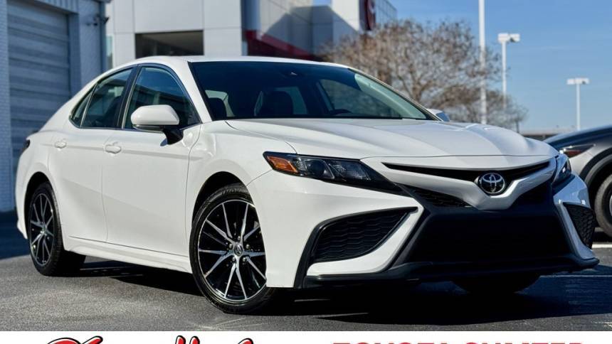 2022 Toyota Camry SE — Sedan — 62,712 mi — Columbia, SC