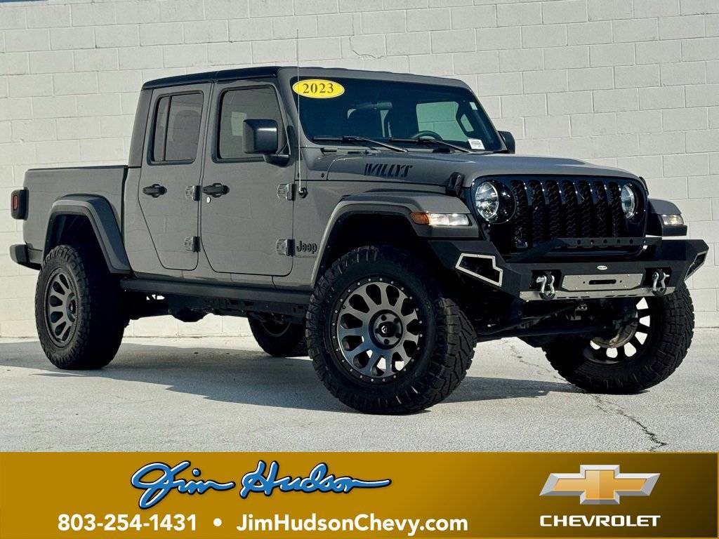 2023 Jeep Gladiator Willys — Pickup Truck — 33,130 mi — Columbia, SC