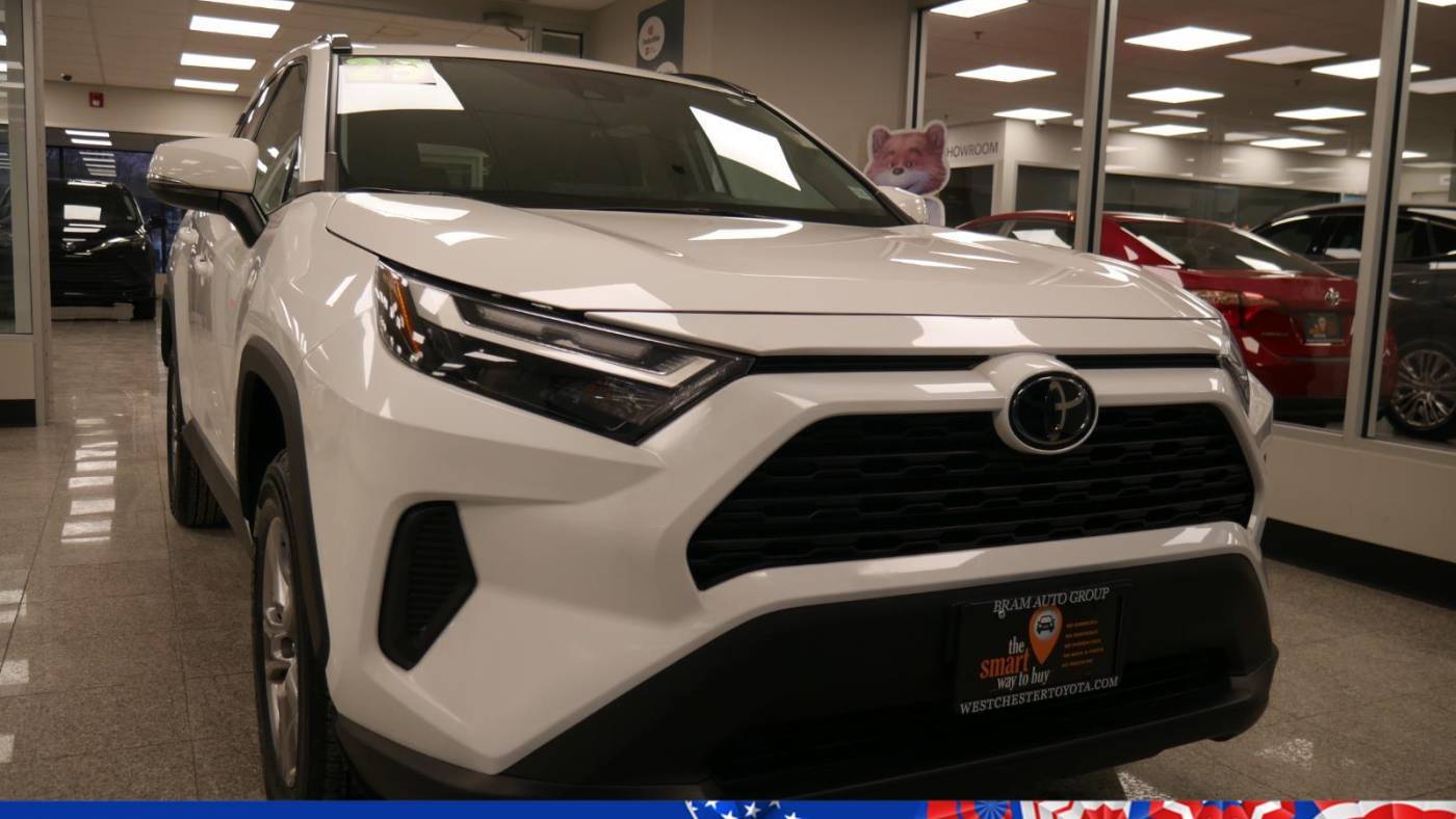 2023 Toyota RAV4 XLE — SUV — 26,870 mi — Yonkers, NY