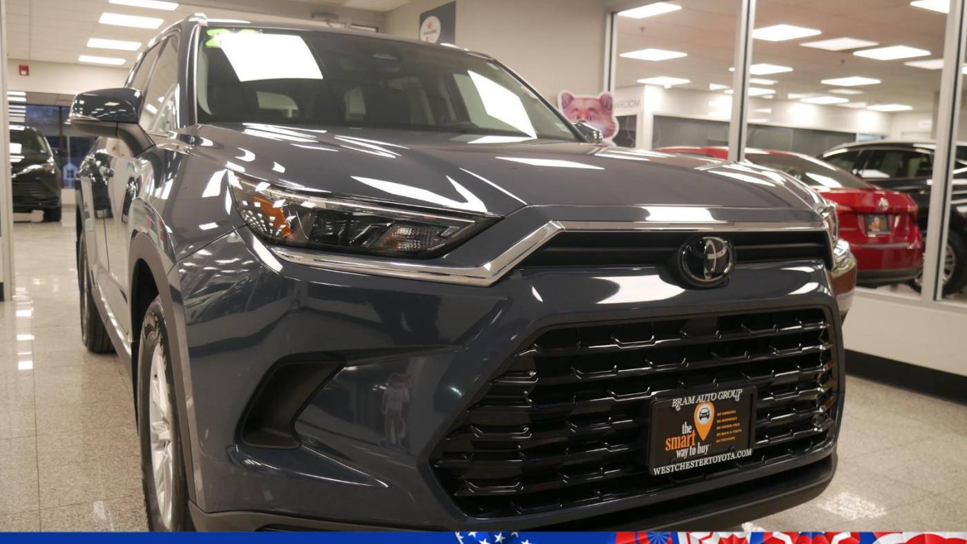 2024 Toyota Grand Highlander XLE — SUV — 18,801 mi — Yonkers, NY