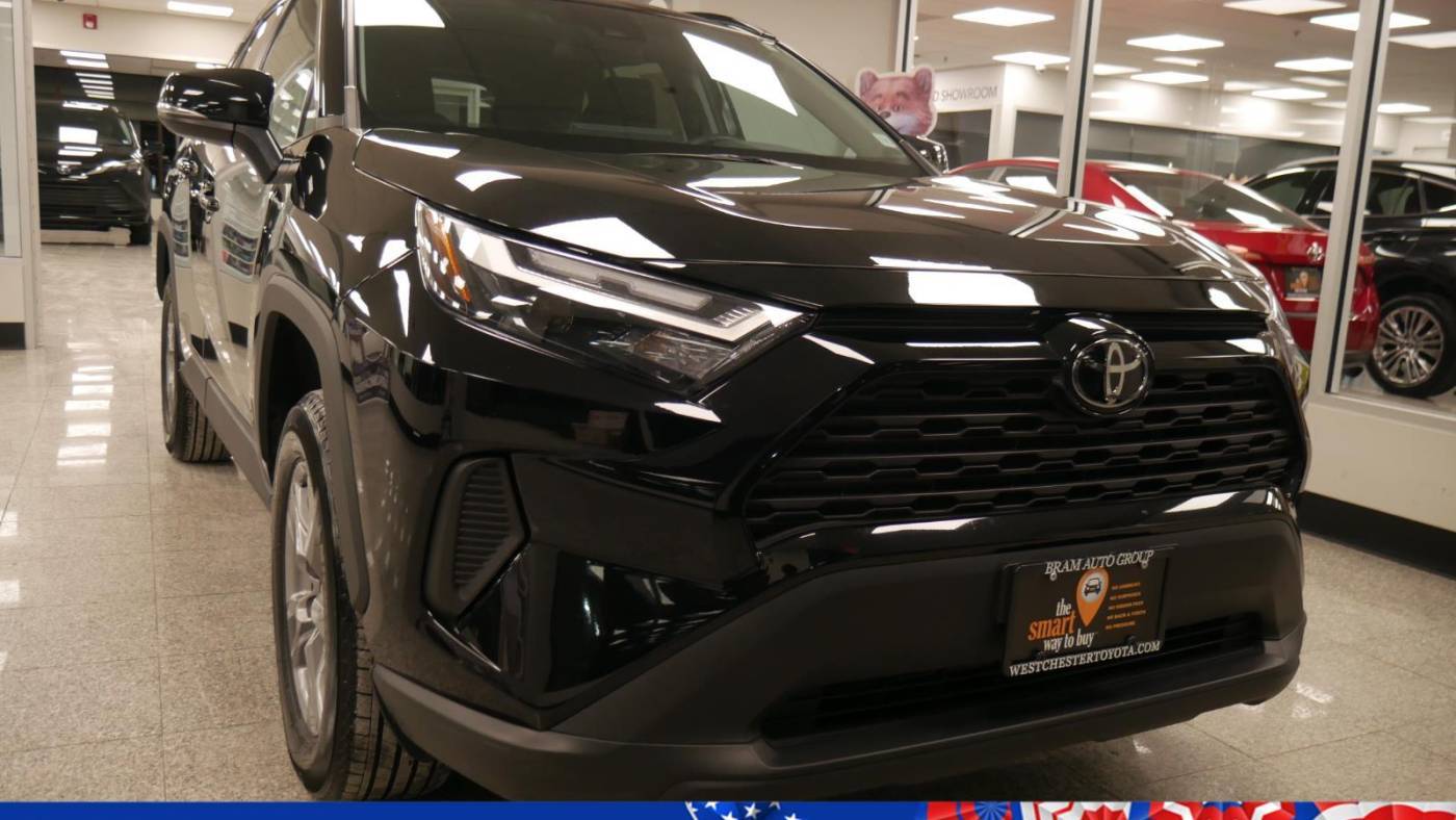 2023 Toyota RAV4 XLE — SUV — 29,586 mi — Yonkers, NY