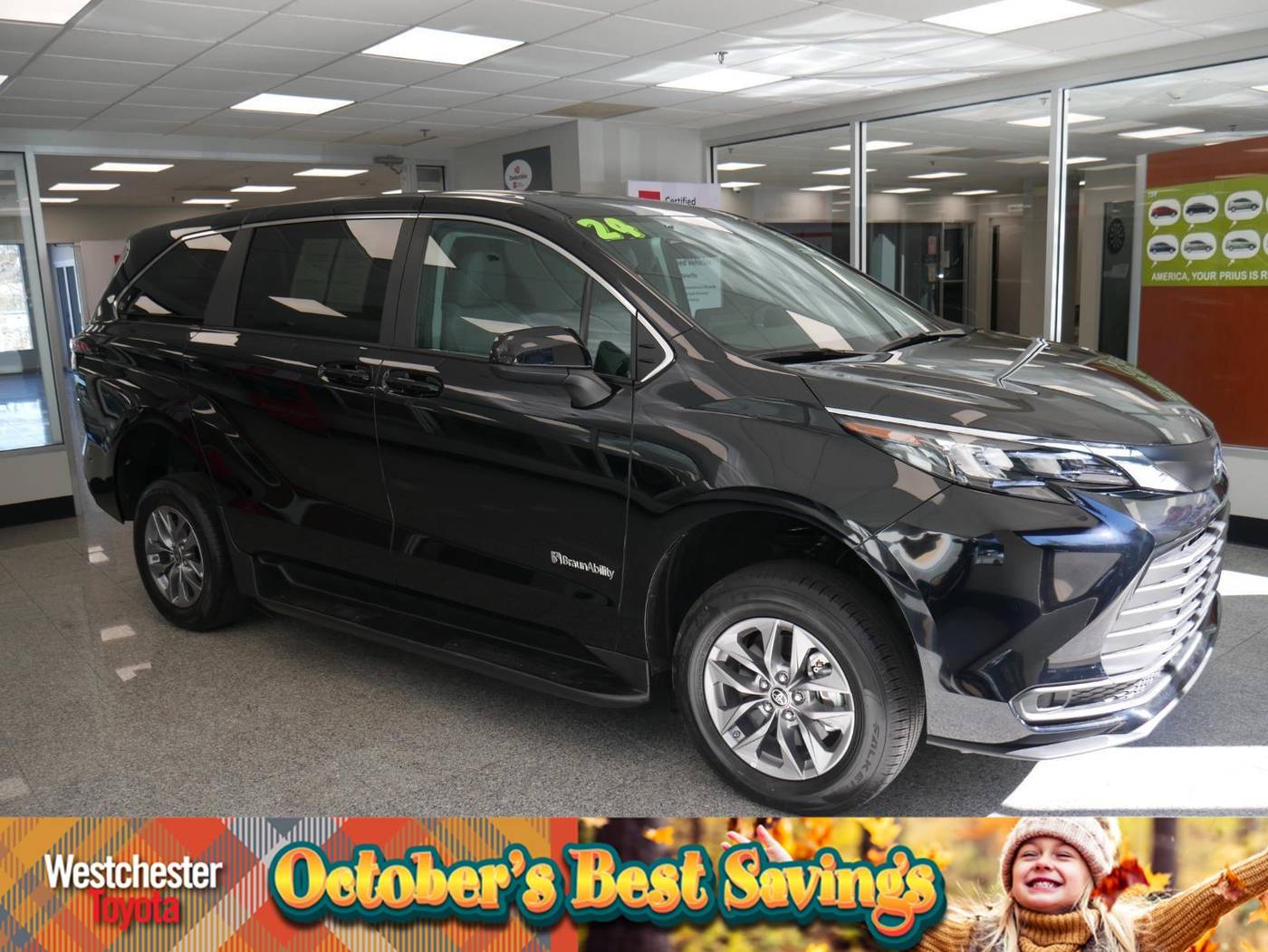 2025 Toyota Sienna LE — Minivan — 10 mi — Yonkers, NY