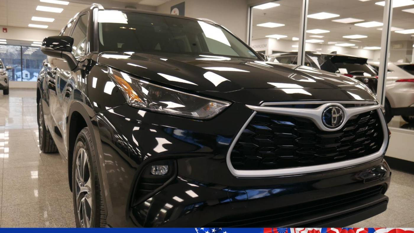2024 Toyota Highlander XLE — SUV — 16,743 mi — Yonkers, NY