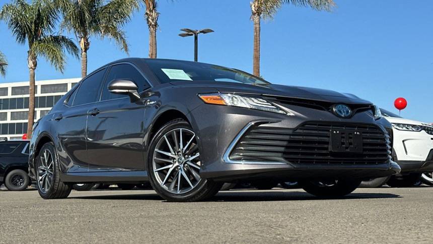 2021 Toyota Camry Hybrid XLE — Sedan — 82,531 mi — San Diego, CA