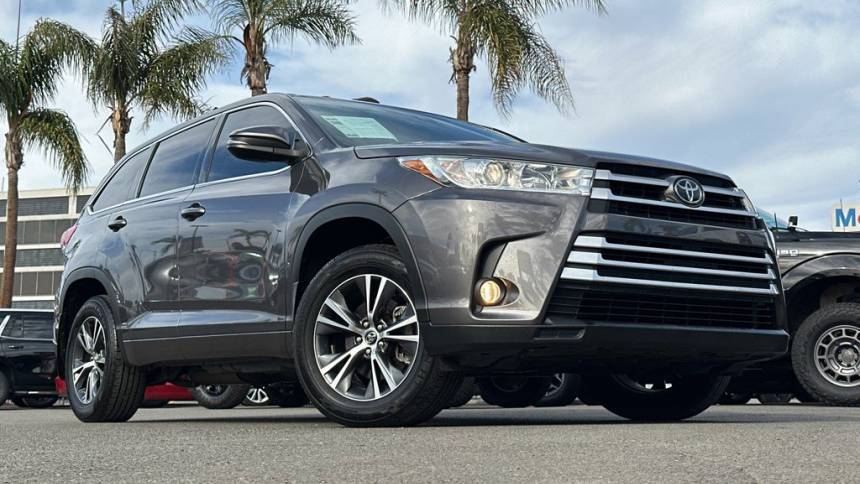2017 Toyota Highlander LE Plus — SUV — 65,678 mi — San Diego, CA