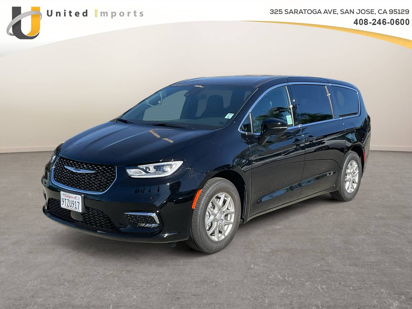 2025 Chrysler Pacifica Select — Minivan — 197 mi — San Jose, CA